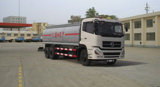 東風后雙橋腐蝕性物品罐式運輸車