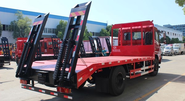 �����|�L(f��ng)D3V�Θ�ƽ���\ݔ܇