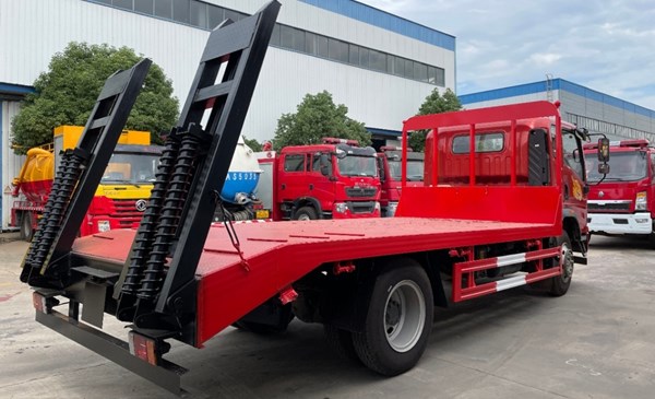 �������������Θ�ƽ���\(y��n)ݔ܇